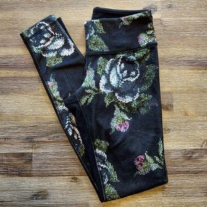 LuluLemon Athletic Leggings